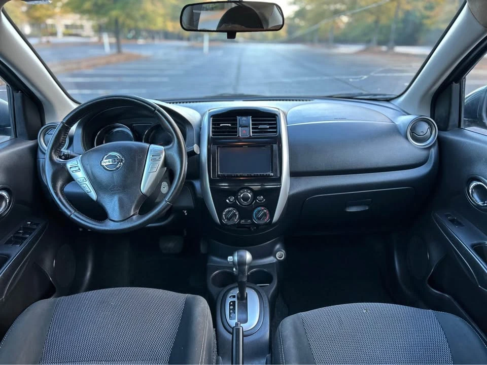 2018 Nissan Versa - Image 15 of 18