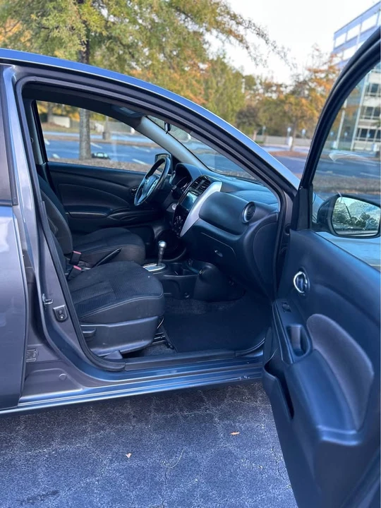 2018 Nissan Versa - Image 14 of 18