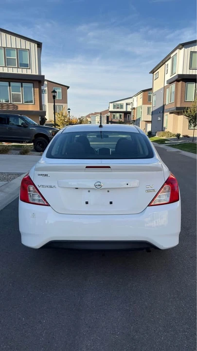 2018 Nissan Versa - Image 5 of 14