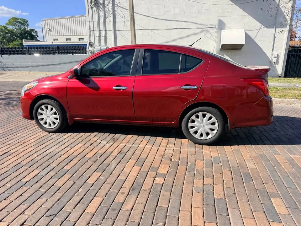 2018 Nissan Versa - Image 2 of 13