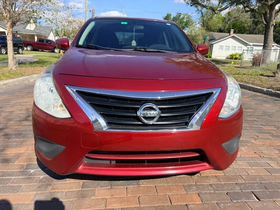 2018 Nissan Versa - Image 5 of 13