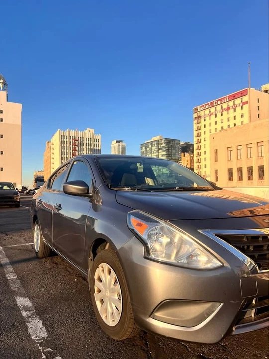 2018 Nissan Versa - Image 6 of 12