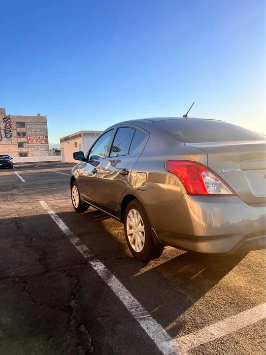 2018 Nissan Versa - Image 3 of 12