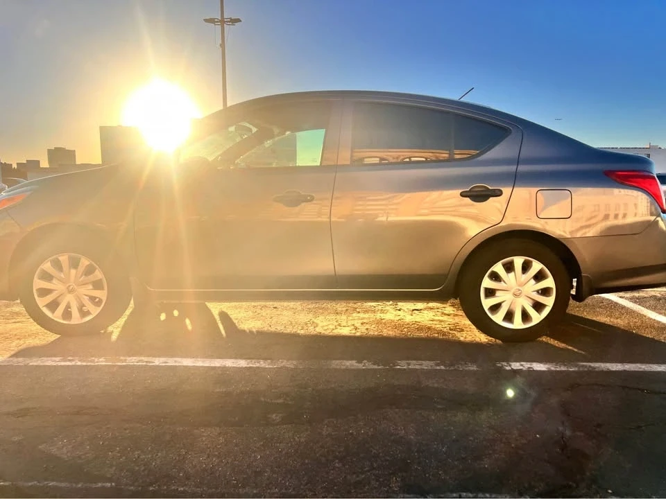 2018 Nissan Versa - Image 7 of 12