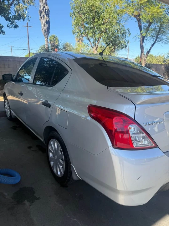 2018 Nissan Versa - Image 2 of 8