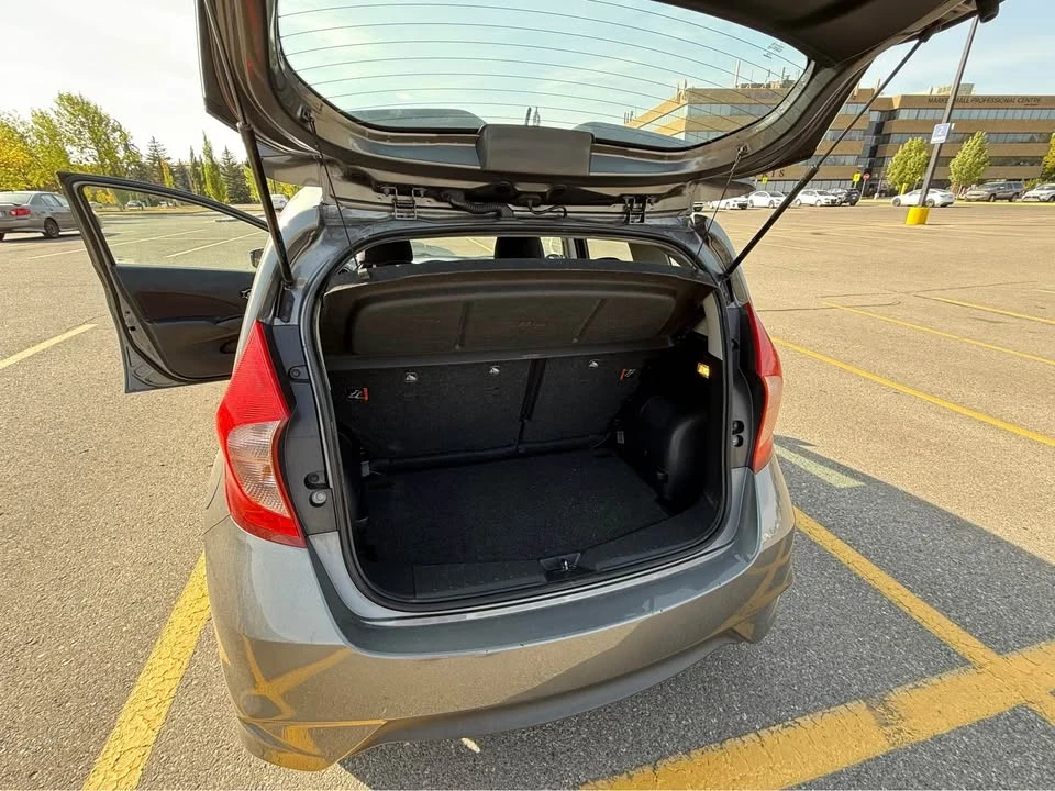 2018 Nissan Versa - Image 4 of 8