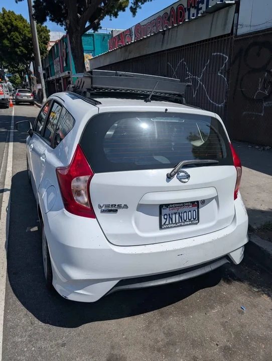 2018 Nissan Versa - Image 5 of 7