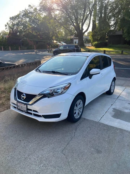 2018 Nissan Versa - Image 2 of 9