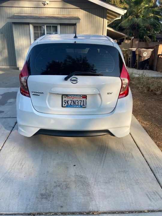 2018 Nissan Versa - Image 5 of 9