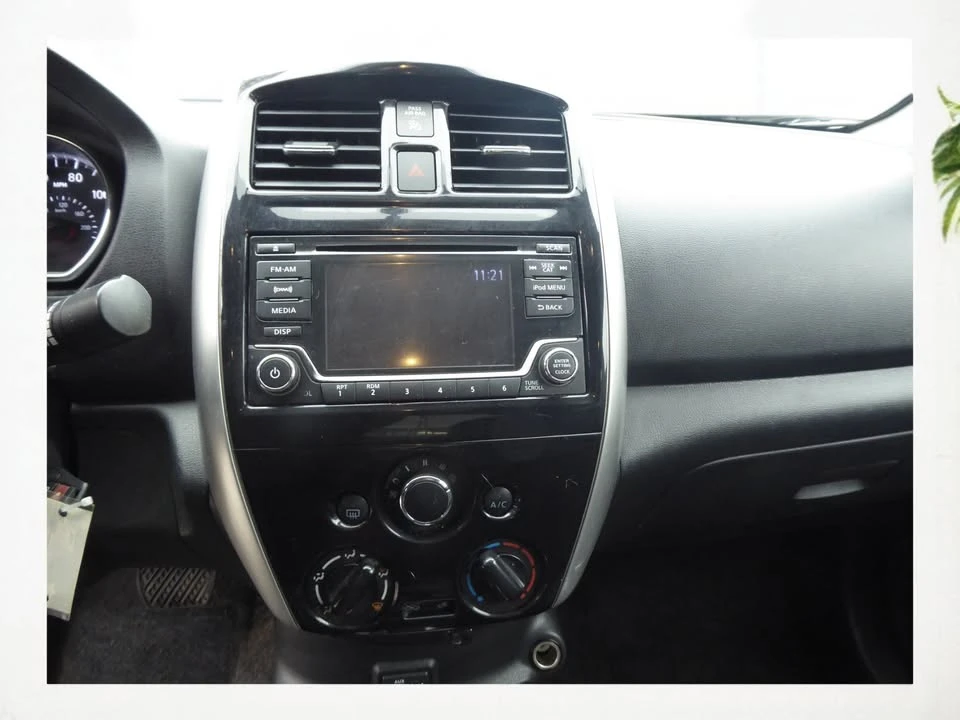 2018 Nissan Versa - Image 12 of 20