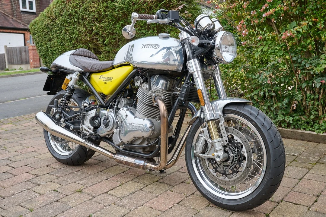 2018 Norton Commando - Image 29 of 30