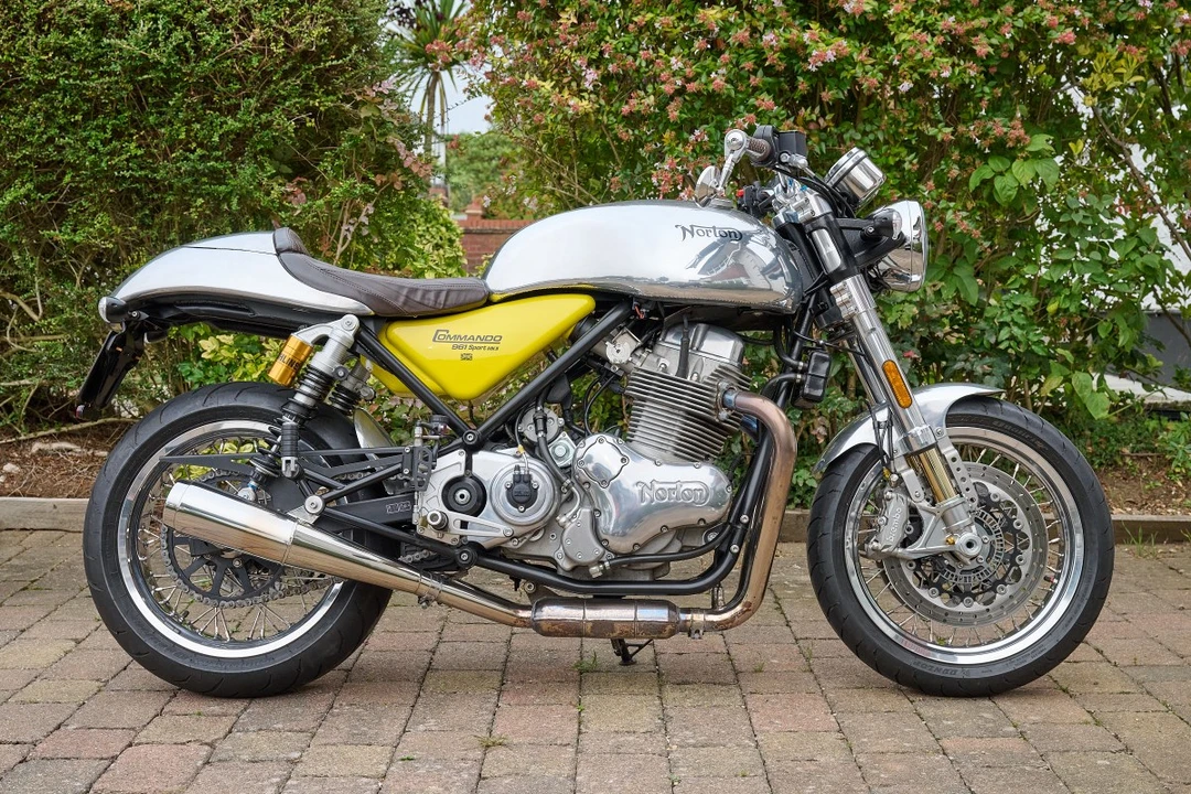 2018 Norton Commando - Image 26 of 30