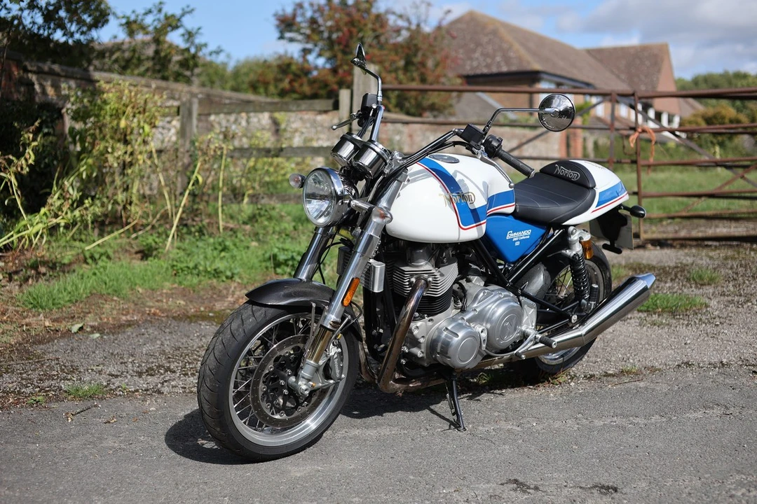 2018 Norton Commando - Image 16 of 30