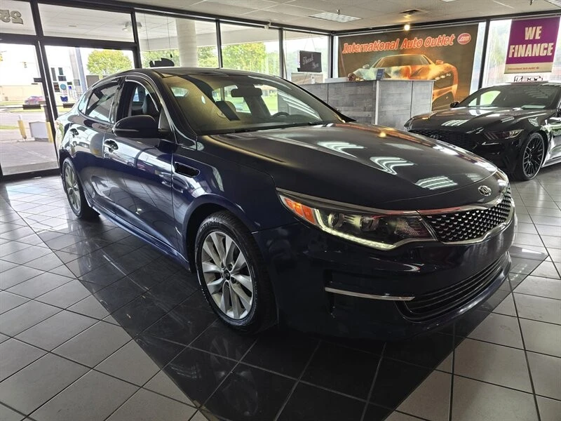 2018 Kia Optima/K5 - Image 3 of 4