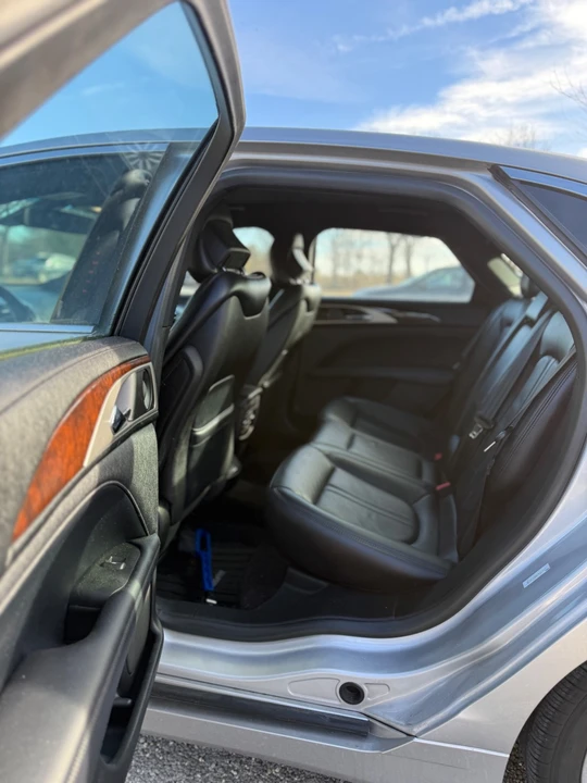 2018 Lincoln MKZ - Image 7 of 17