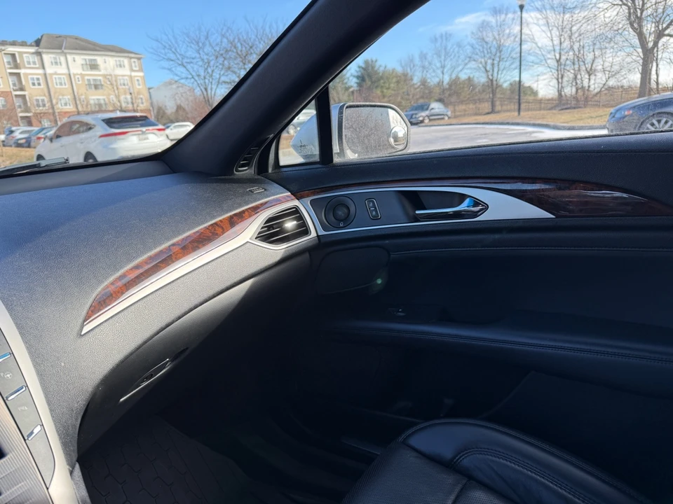 2018 Lincoln MKZ - Image 15 of 17