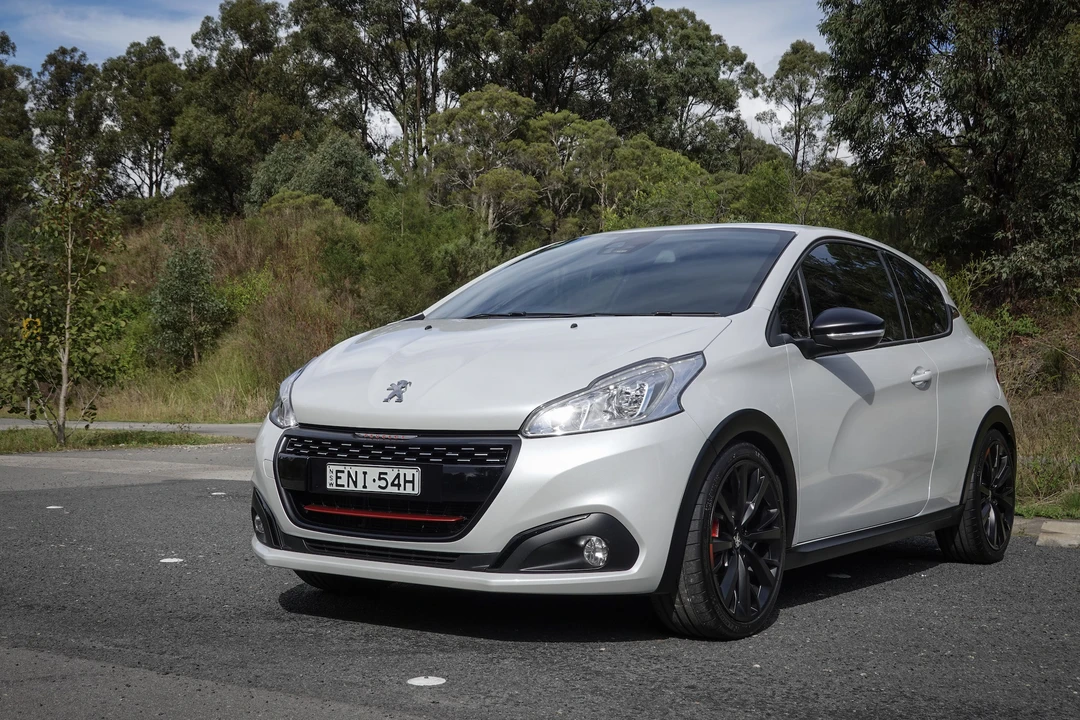 2018 Peugeot - Image 11 of 31