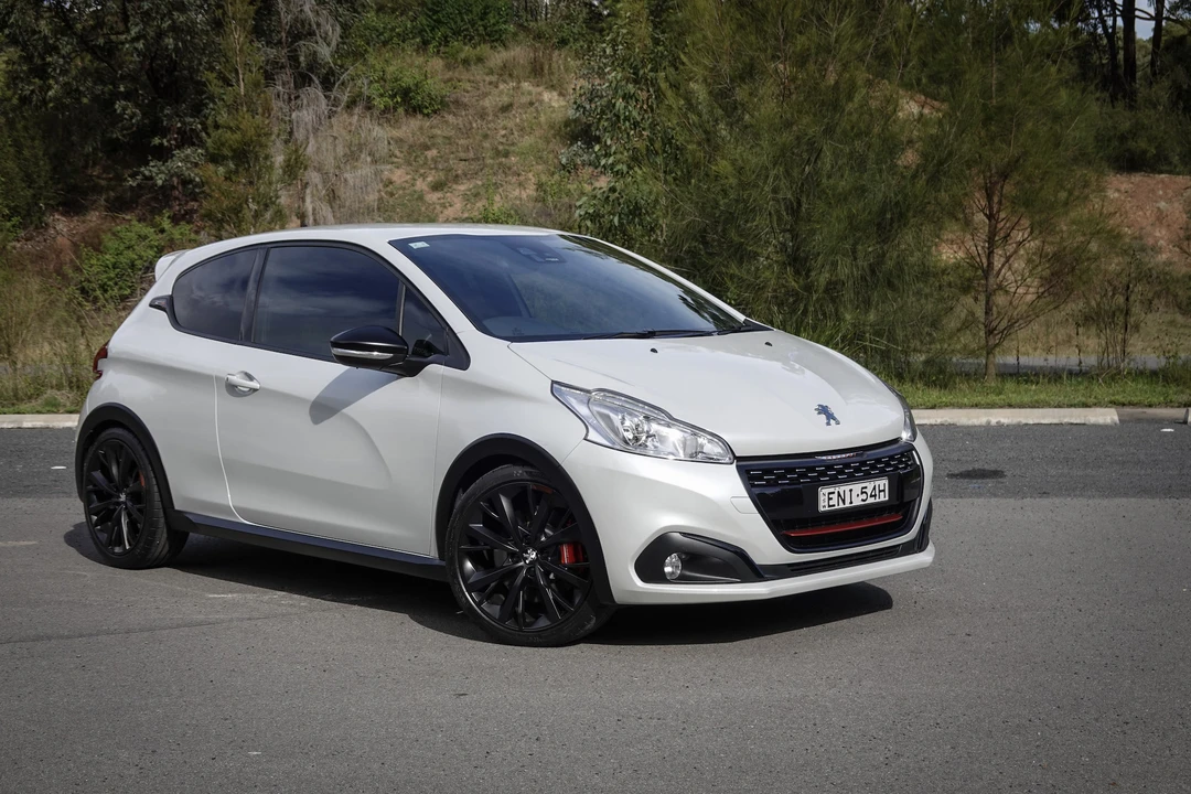 2018 Peugeot - Image 20 of 31