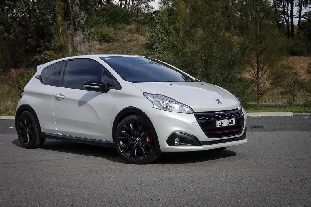 2018 Peugeot - Image 21 of 31