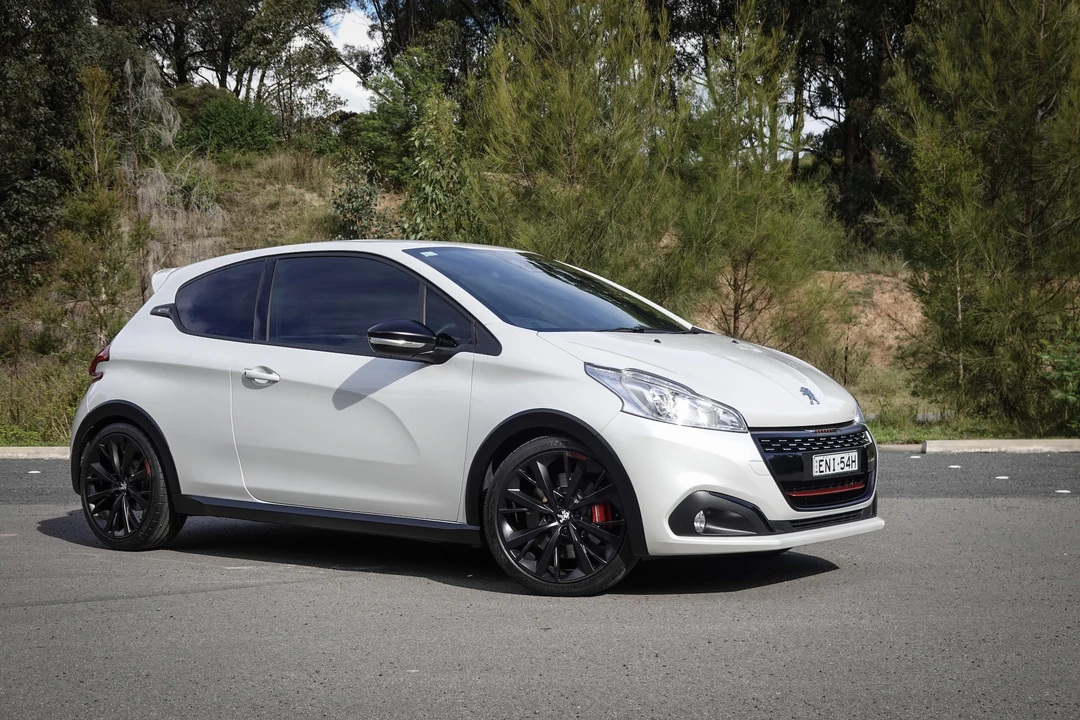 2018 Peugeot - Image 23 of 31