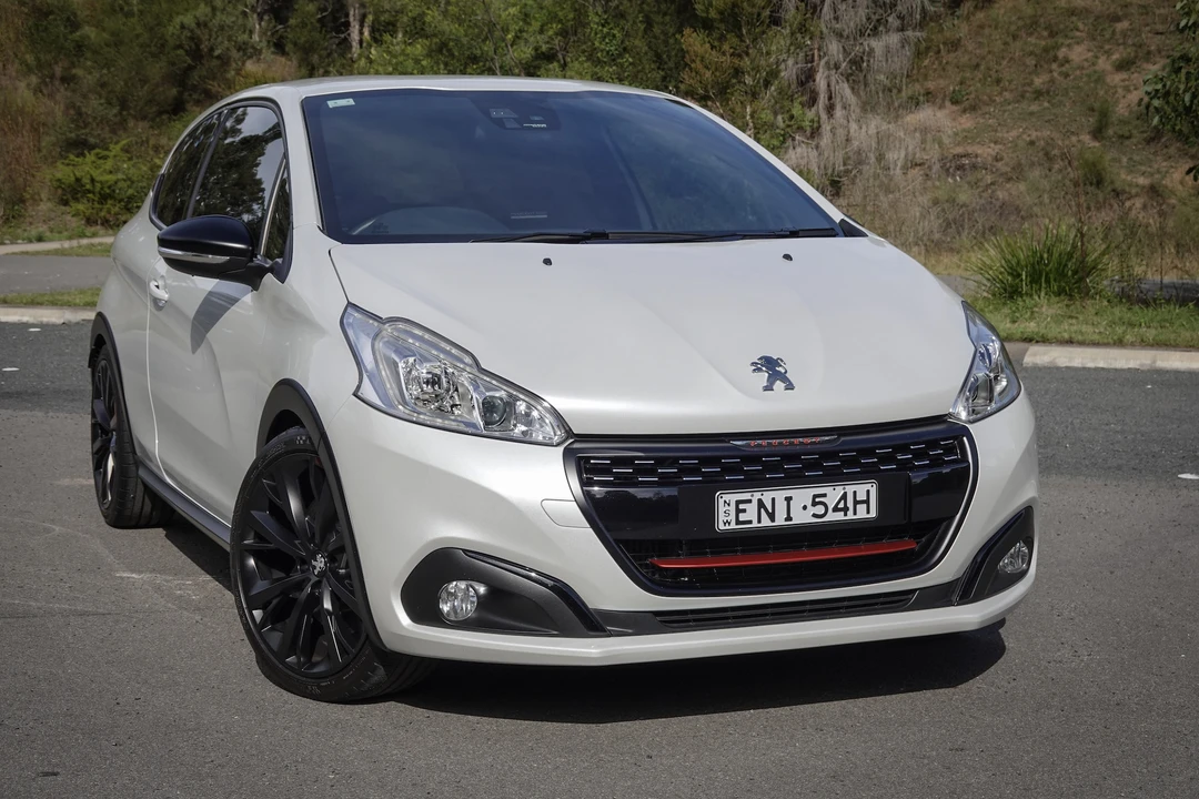 2018 Peugeot - Image 24 of 31