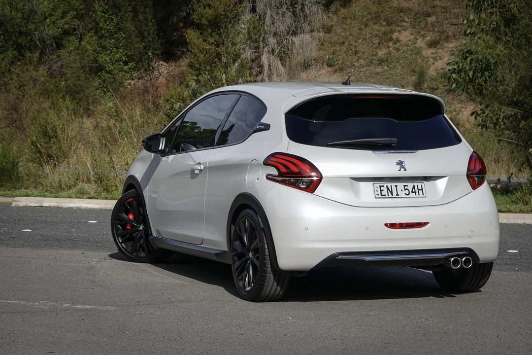 2018 Peugeot - Image 27 of 31