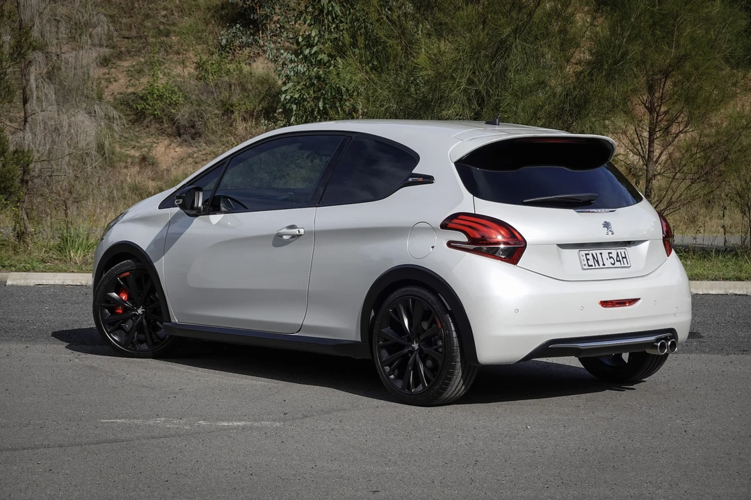 2018 Peugeot - Image 28 of 31