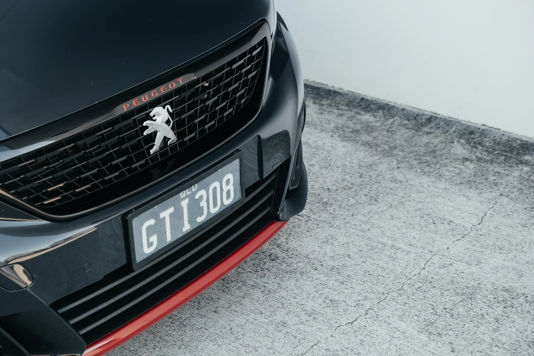 2018 Peugeot - Image 16 of 31