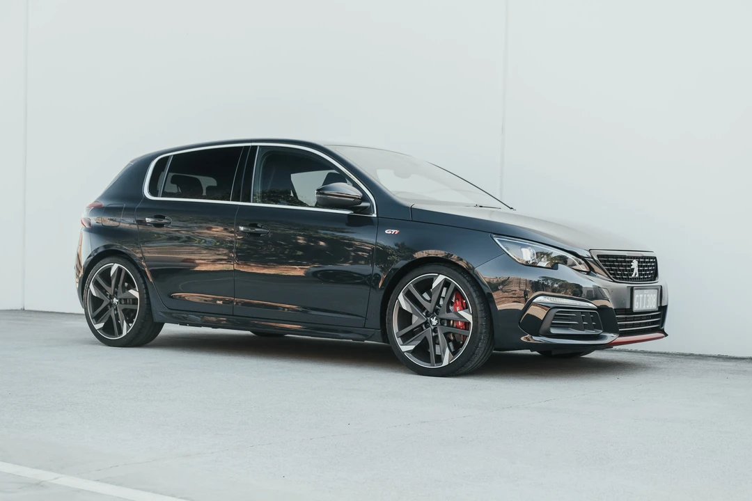 2018 Peugeot - Image 10 of 31