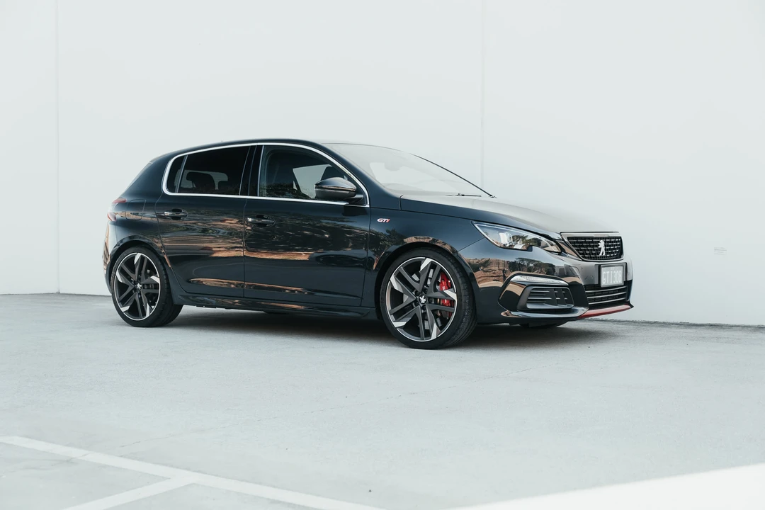 2018 Peugeot - Image 14 of 31