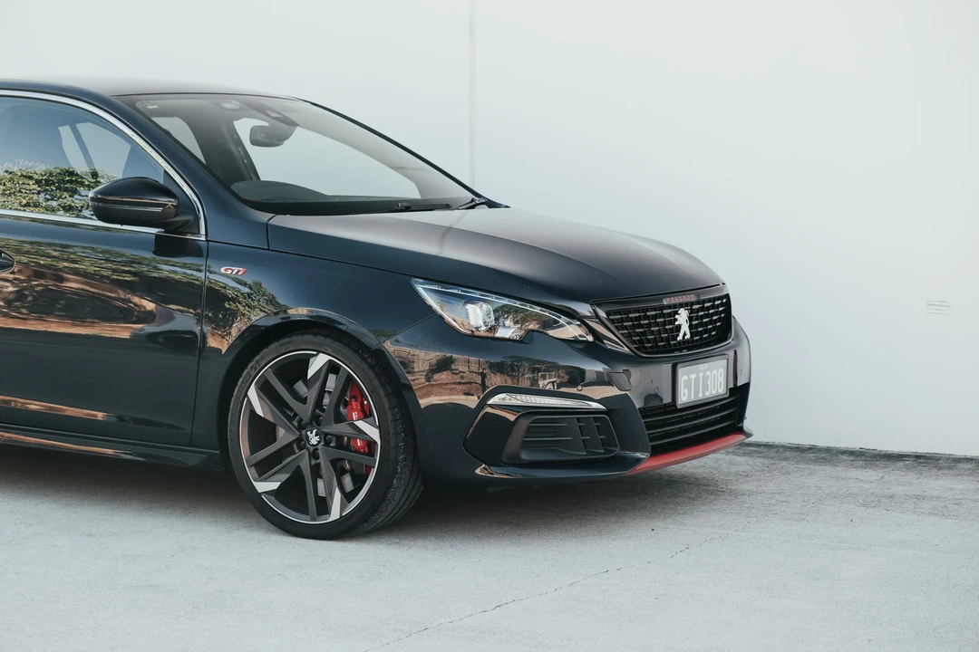 2018 Peugeot - Image 15 of 31
