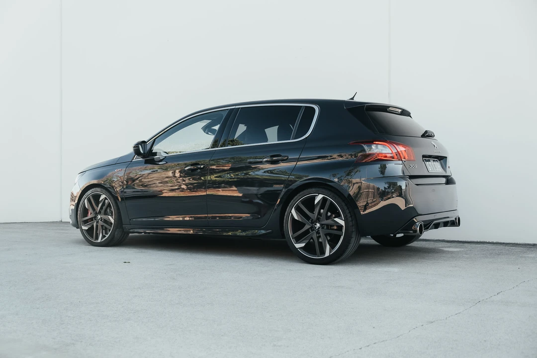 2018 Peugeot - Image 11 of 31