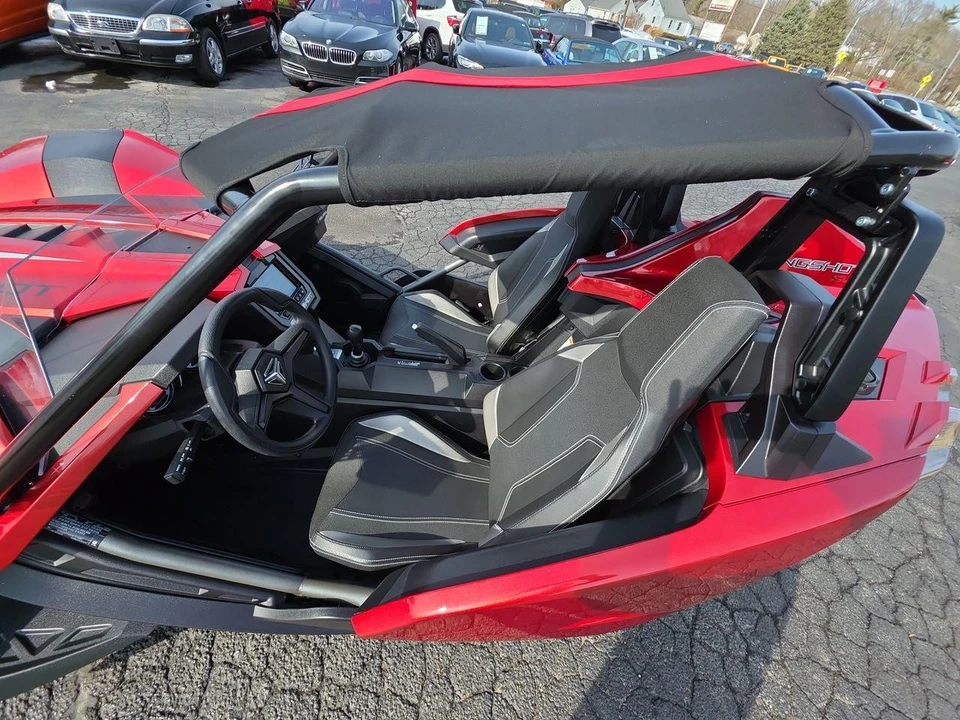 2018 Polaris Slingshot - Image 3 of 21