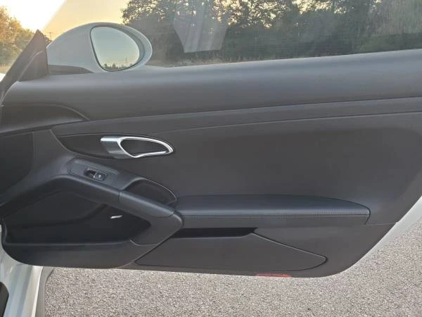 2018 Porsche 718 Boxster S - Image 17 of 21
