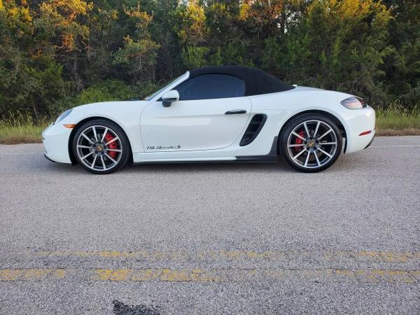 2018 Porsche 718 Boxster S - Image 4 of 6