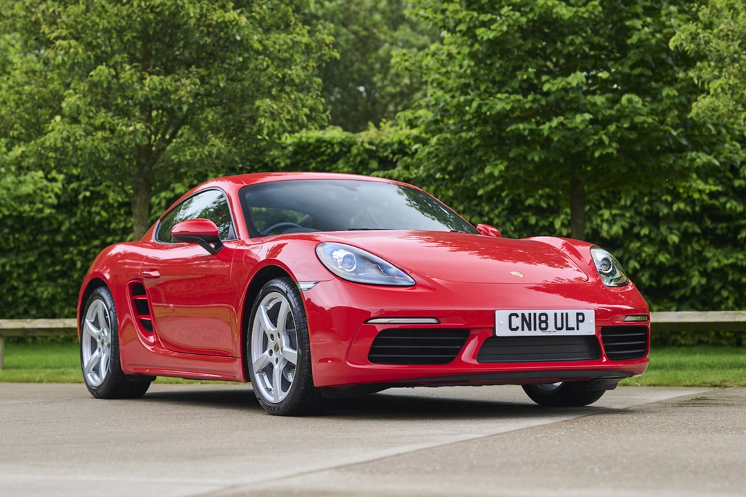 2018 Porsche 718 Cayman - Image 2 of 31