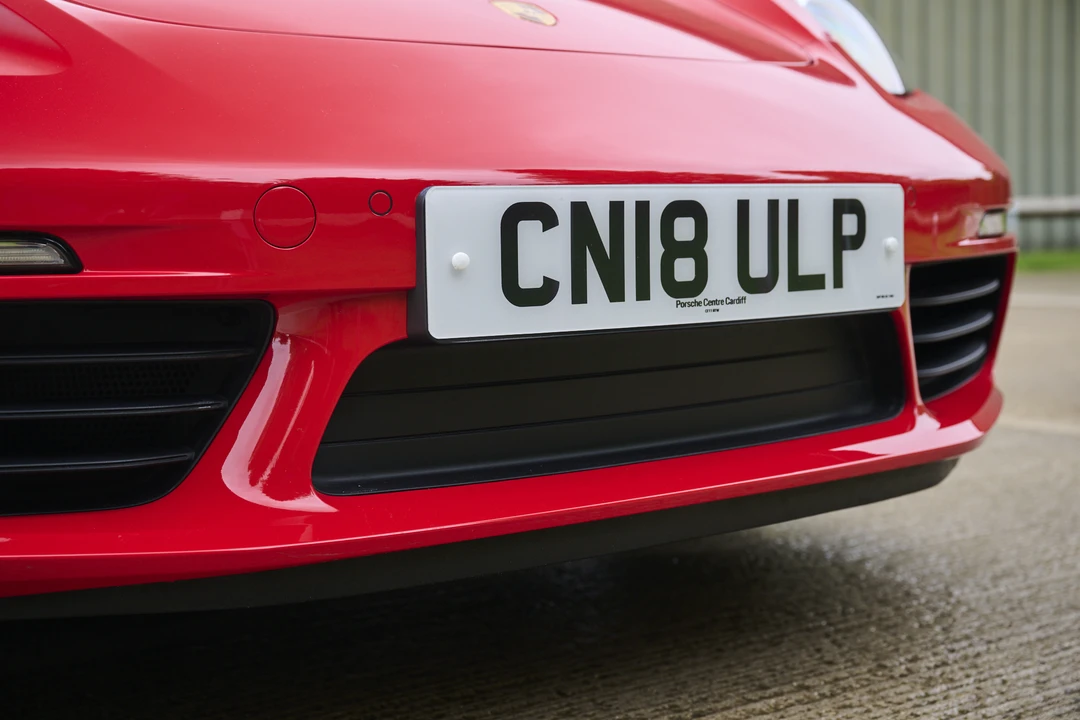2018 Porsche 718 Cayman - Image 28 of 31