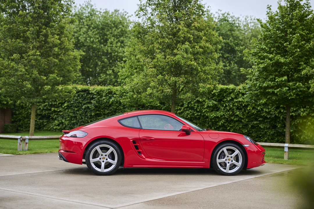 2018 Porsche 718 Cayman - Image 19 of 31