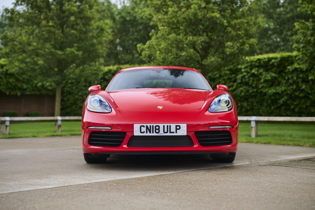 2018 Porsche 718 Cayman - Image 11 of 31
