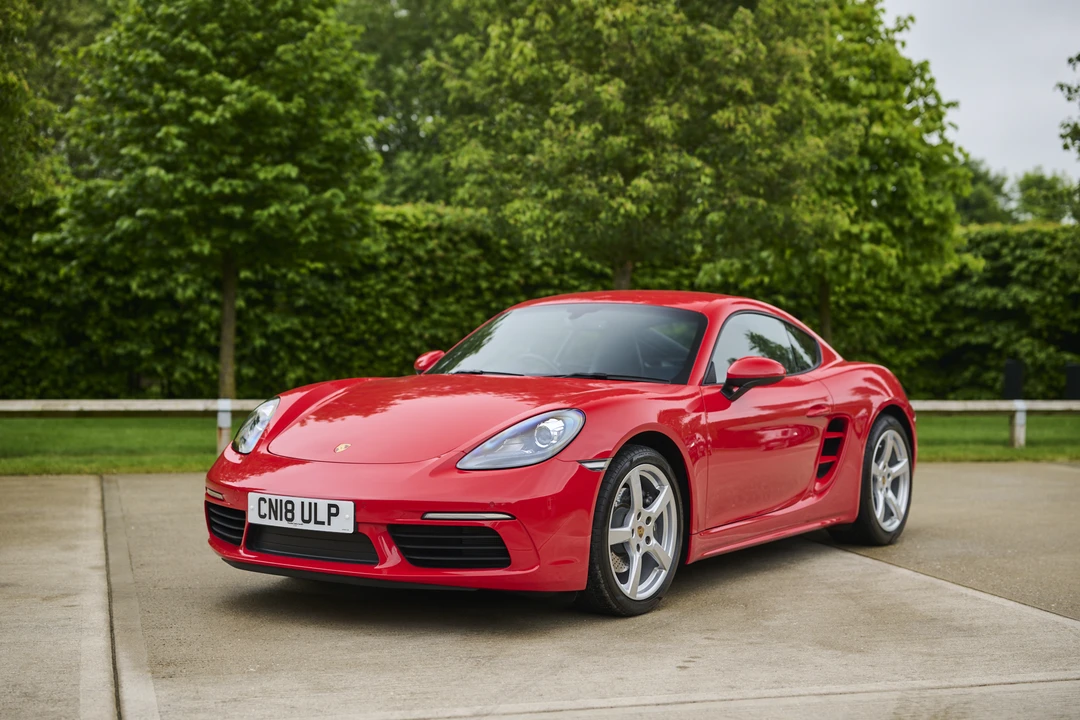 2018 Porsche 718 Cayman - Image 14 of 31