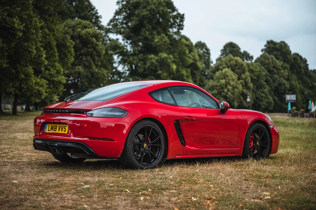 2018 Porsche 718 Cayman GTS - Image 7 of 31