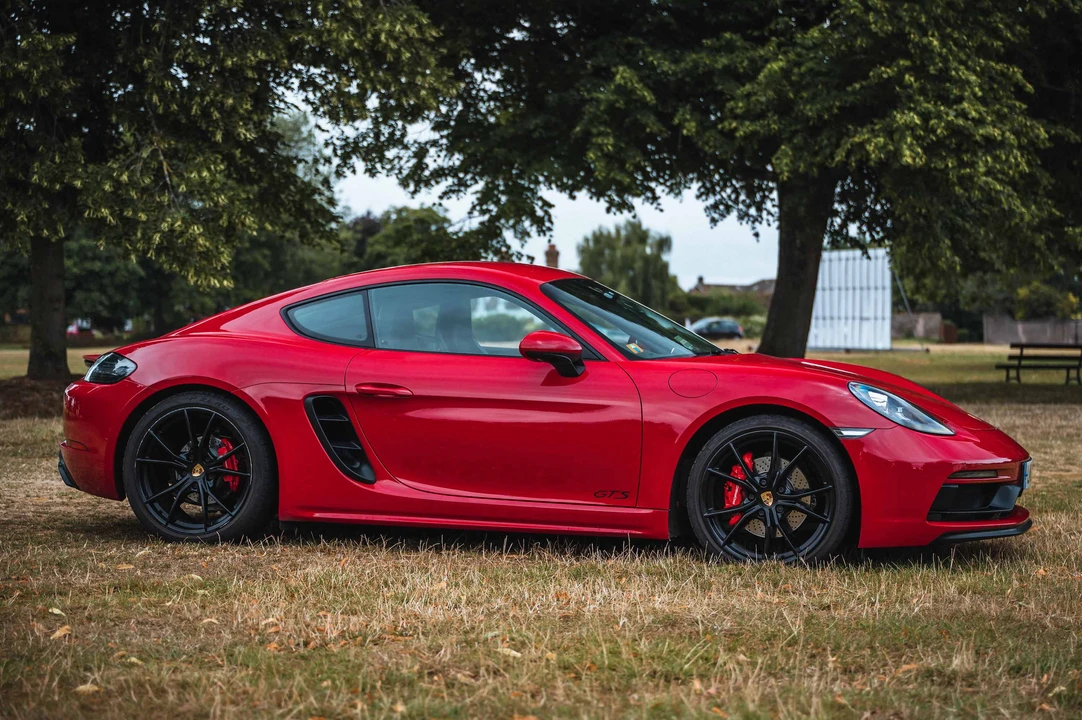 2018 Porsche 718 Cayman GTS - Image 11 of 31