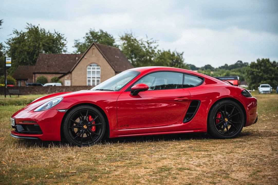 2018 Porsche 718 Cayman GTS - Image 18 of 31