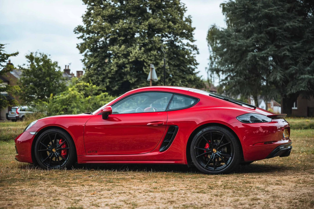 2018 Porsche 718 Cayman GTS - Image 19 of 31