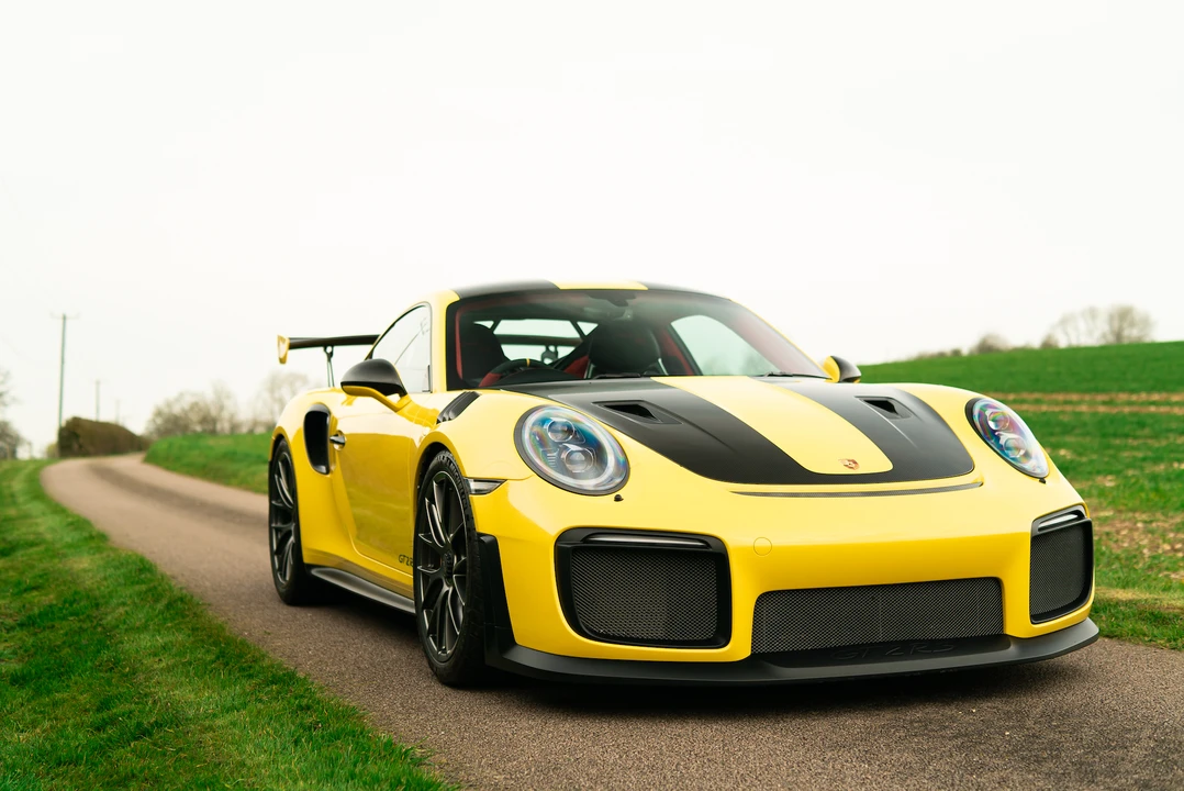2018 Porsche 991 GT2 RS - Image 3 of 31