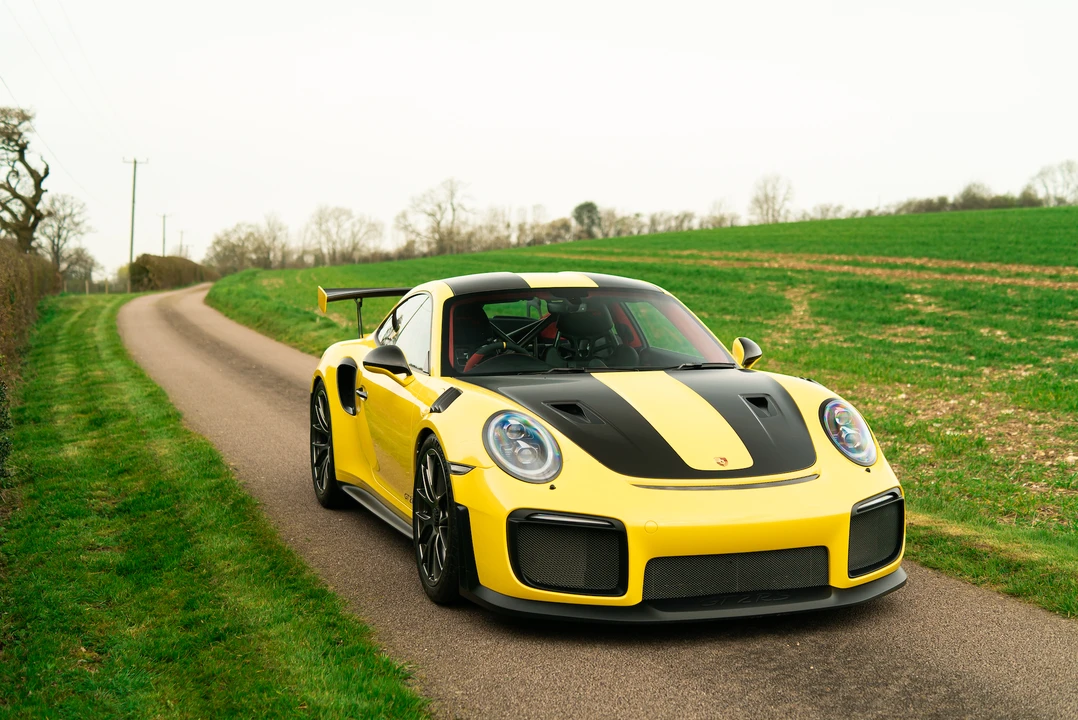 2018 Porsche 991 GT2 RS - Image 4 of 31