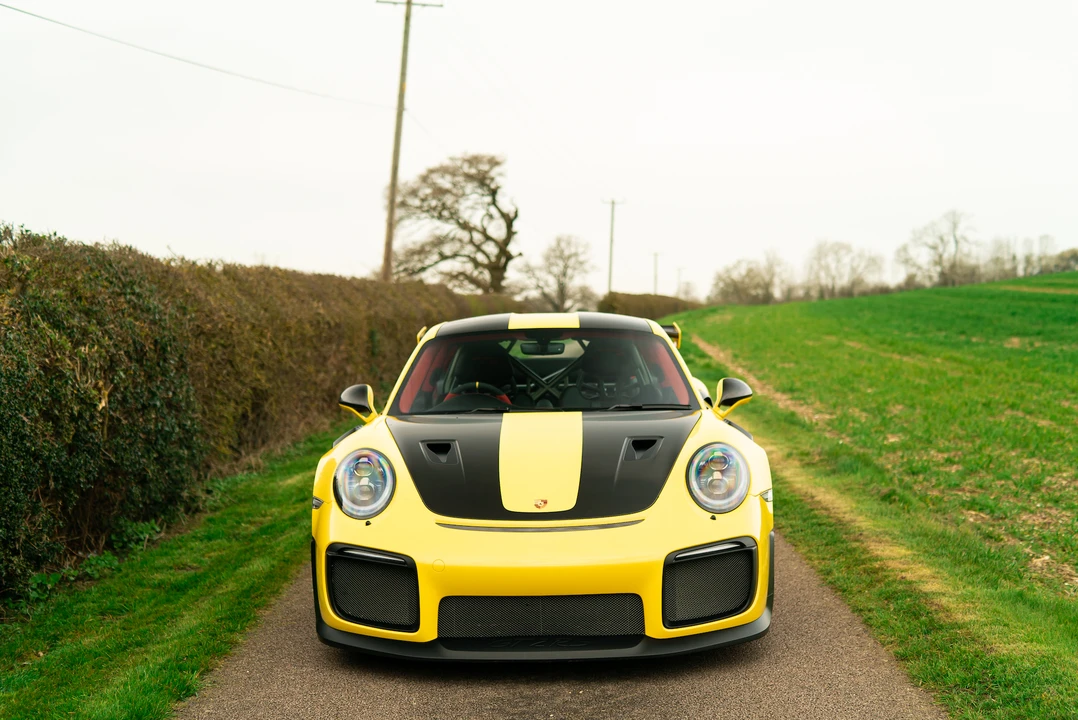 2018 Porsche 991 GT2 RS - Image 5 of 31