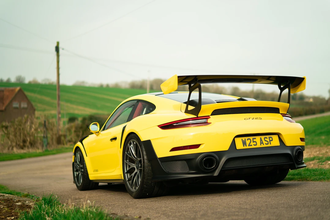 2018 Porsche 991 GT2 RS - Image 14 of 31