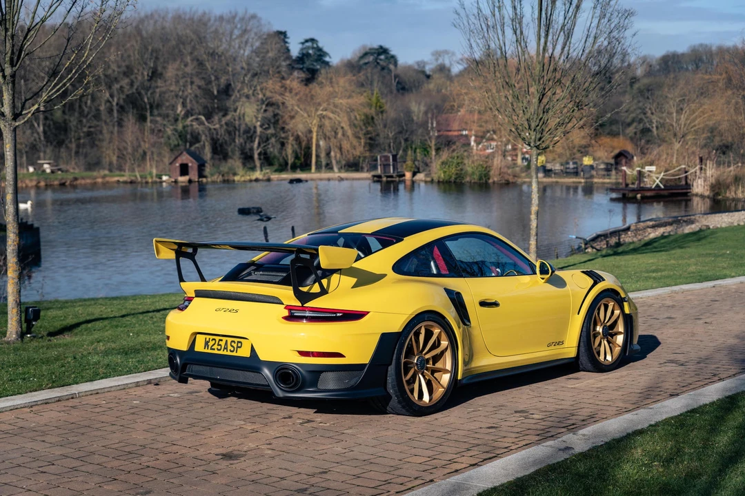 2018 Porsche 991 GT2 RS - Image 6 of 31