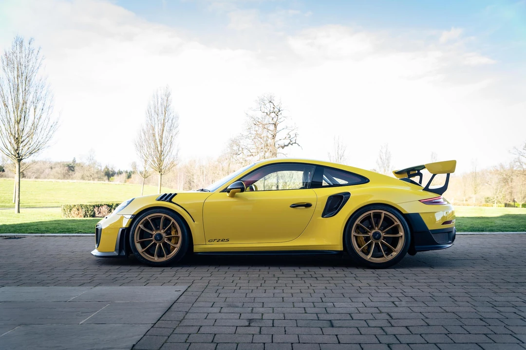 2018 Porsche 991 GT2 RS - Image 9 of 31